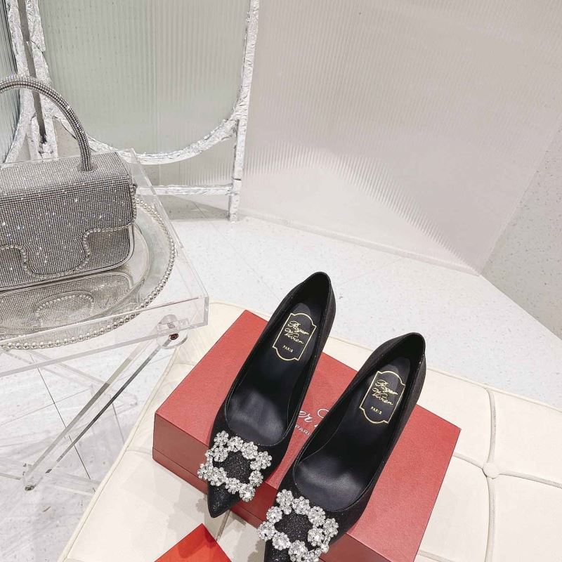 roger u1u1er flat shoes